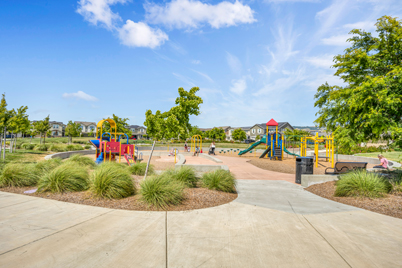 1725 Wildflower Way, Willowglen, Rohnert Park